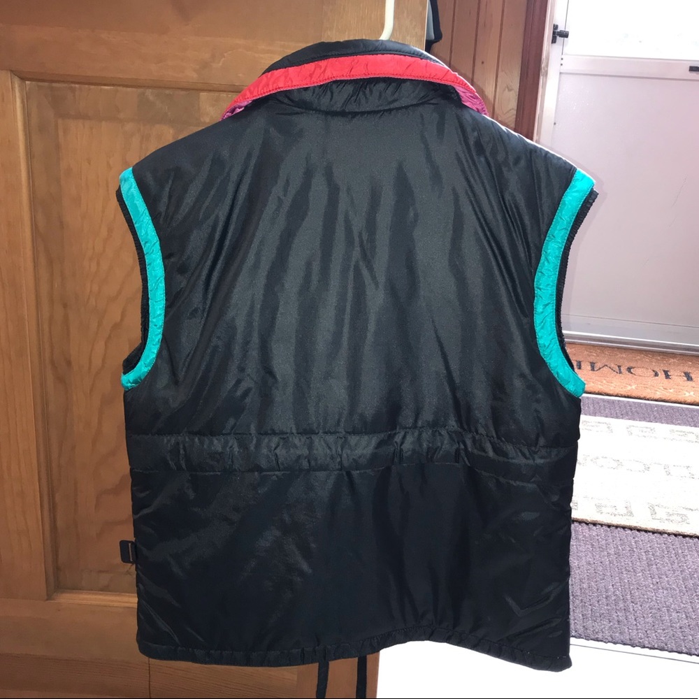 Women’s Vintage White Stag Ski Vest - Picture 4 of 4